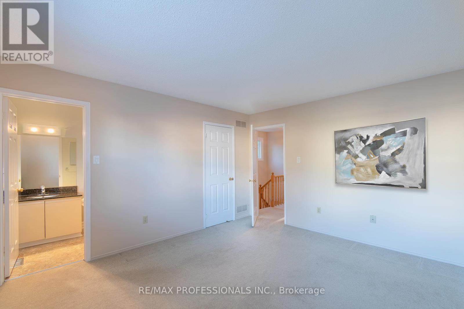 7 TAMARACK CIRCLE - 30