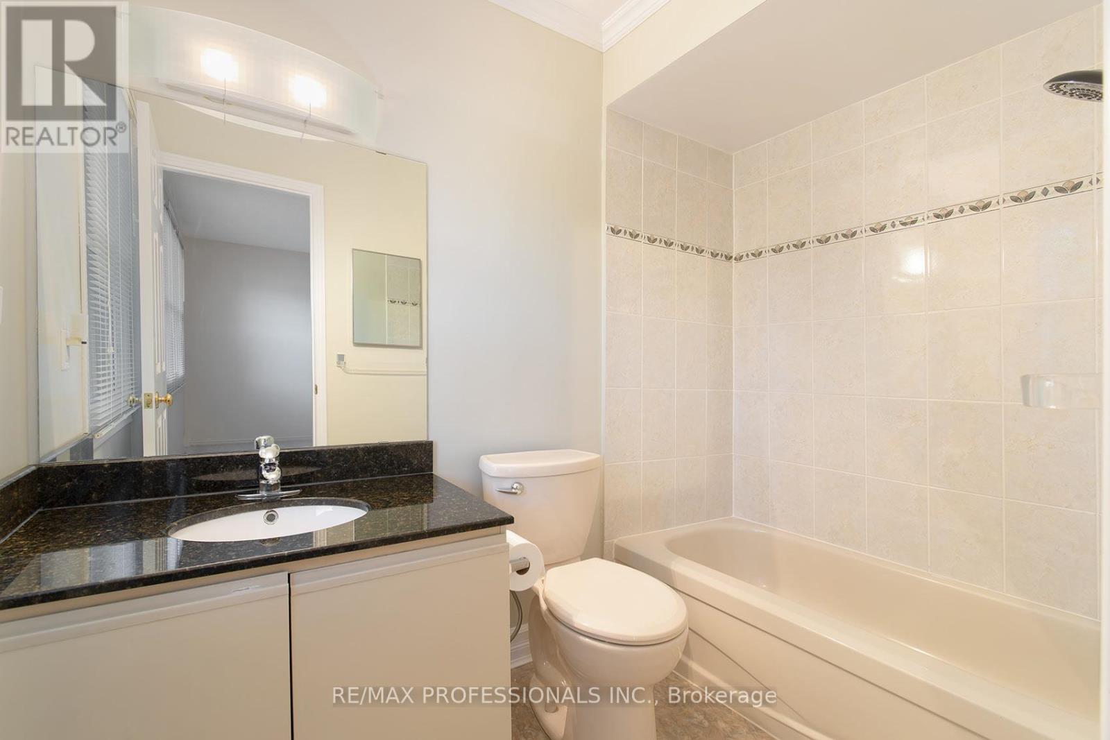 7 TAMARACK CIRCLE - 31