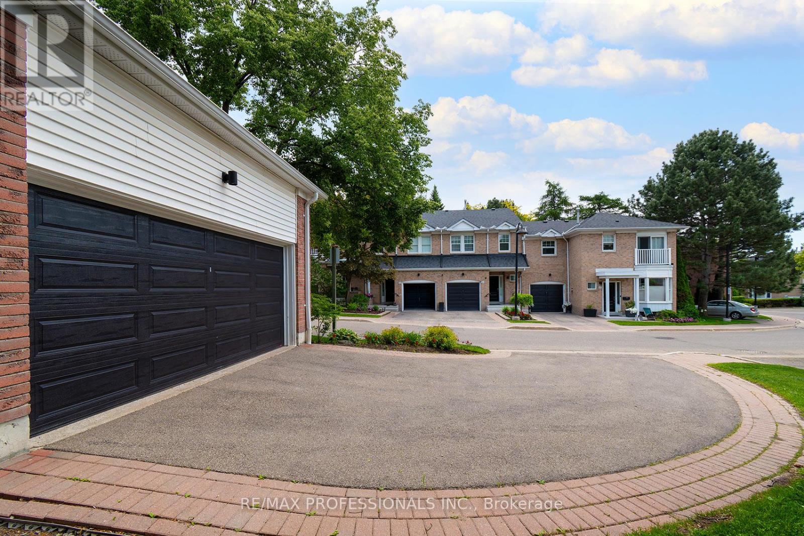 7 TAMARACK CIRCLE - 5