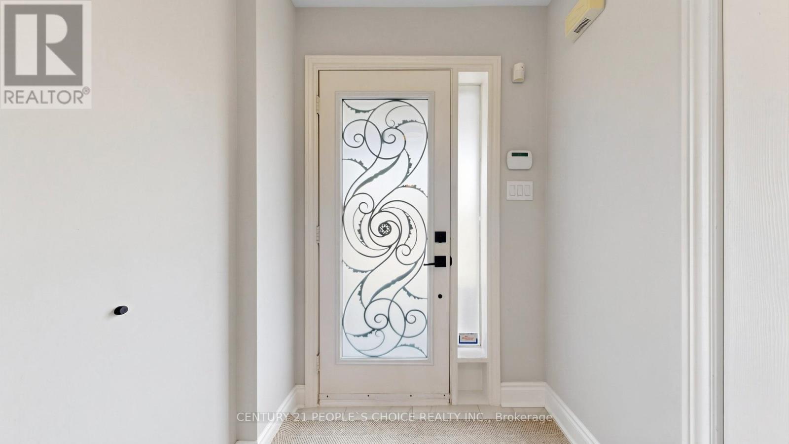 3 MANORWOOD COURT - 18