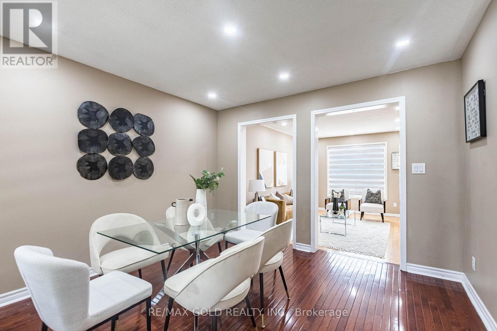 34 WORTHINGTON AVENUE - 10