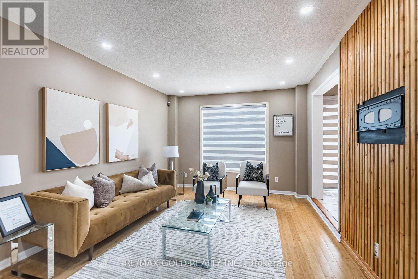 34 WORTHINGTON AVENUE - 11