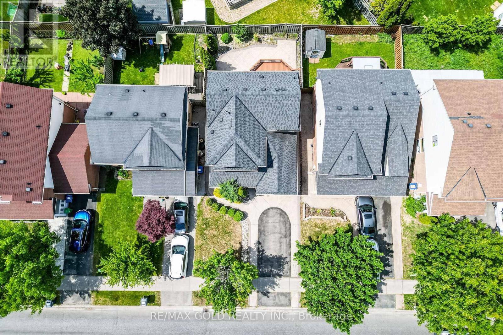 34 WORTHINGTON AVENUE - 4