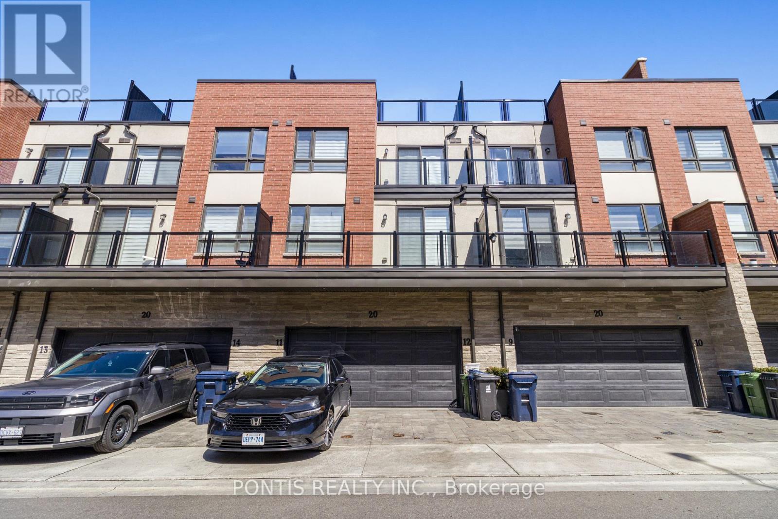 #12 20 WOODSTREAM DRIVE - 2