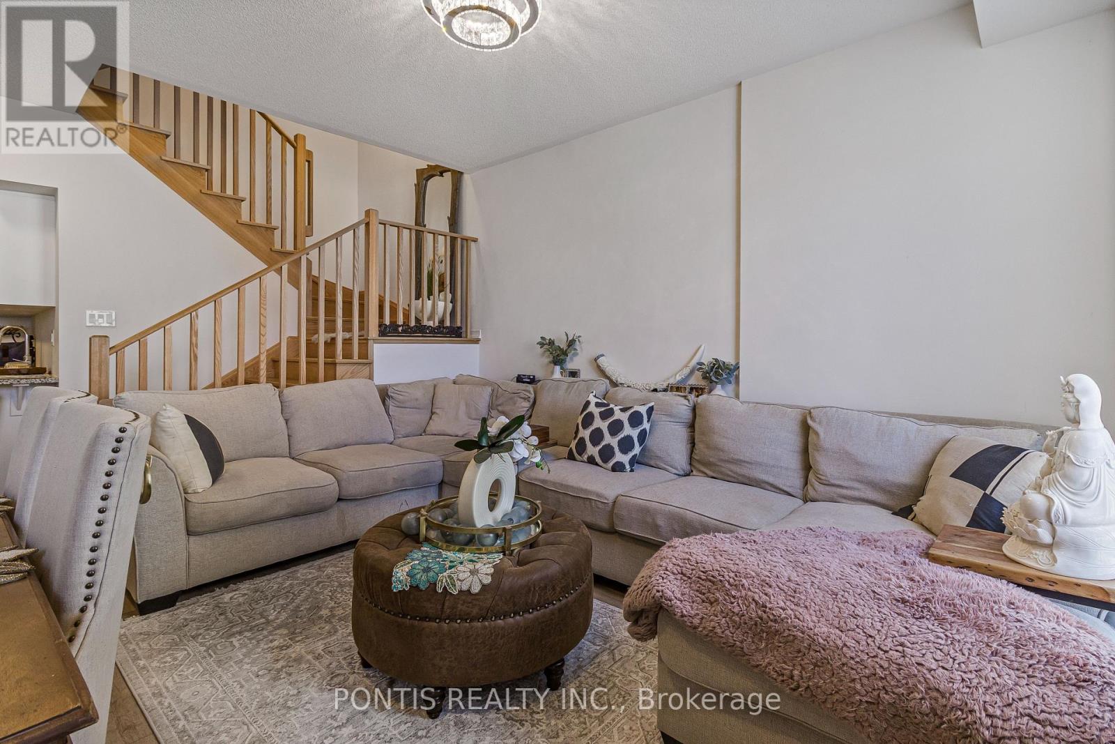 #12 20 WOODSTREAM DRIVE - 6