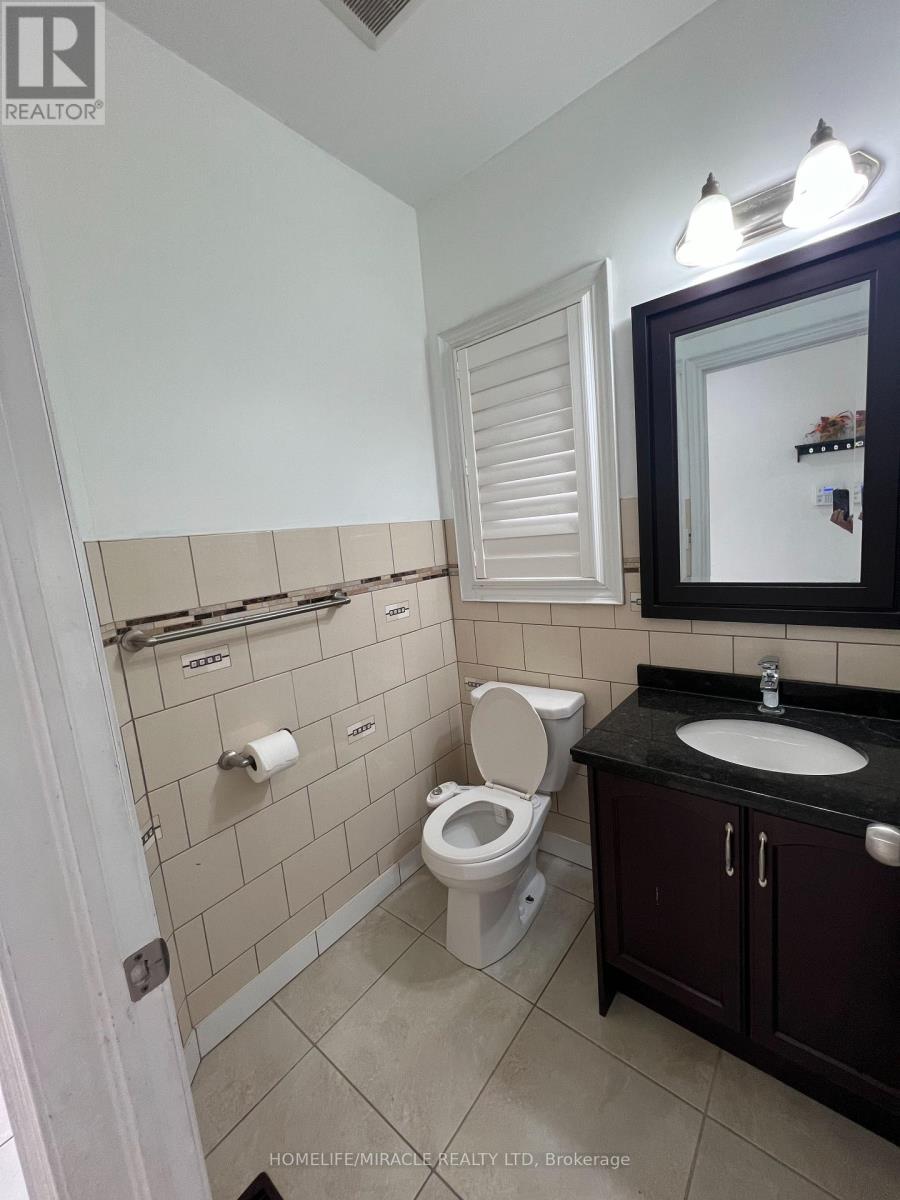 8 ARDA CRESCENT - 8