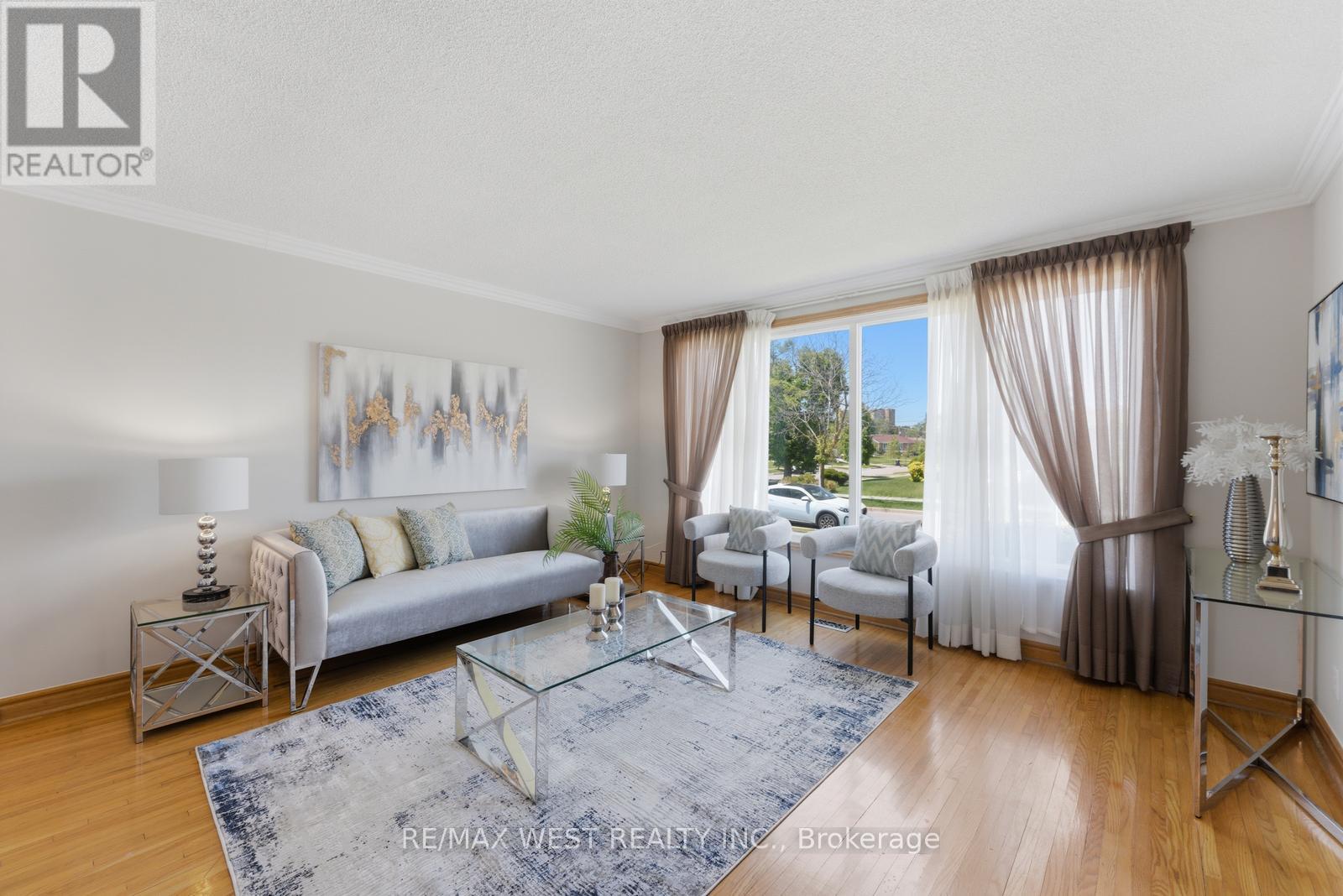 37 BEAUMONDE HEIGHTS DRIVE - 4