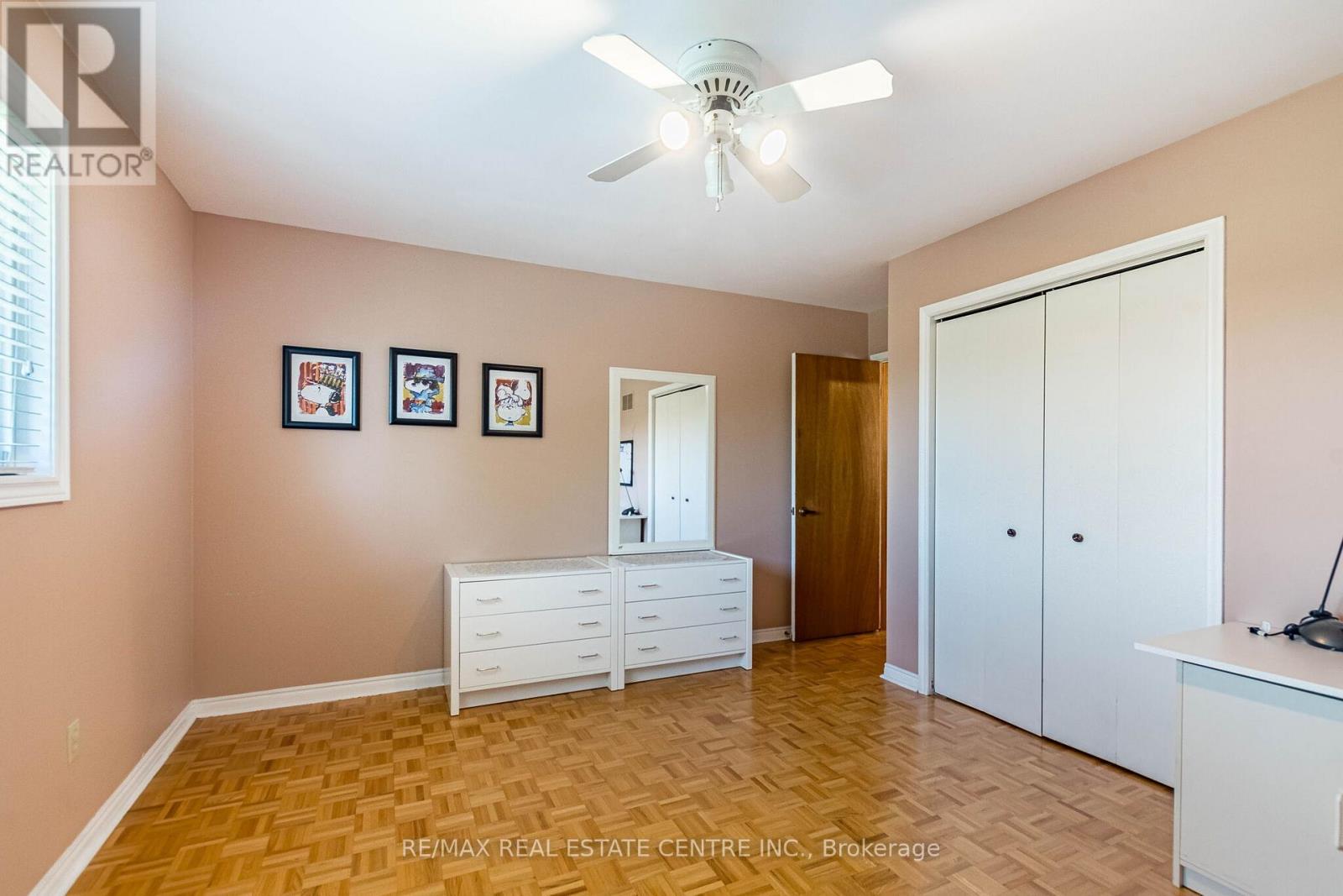 202 WHITCHURCH MEWS - 23