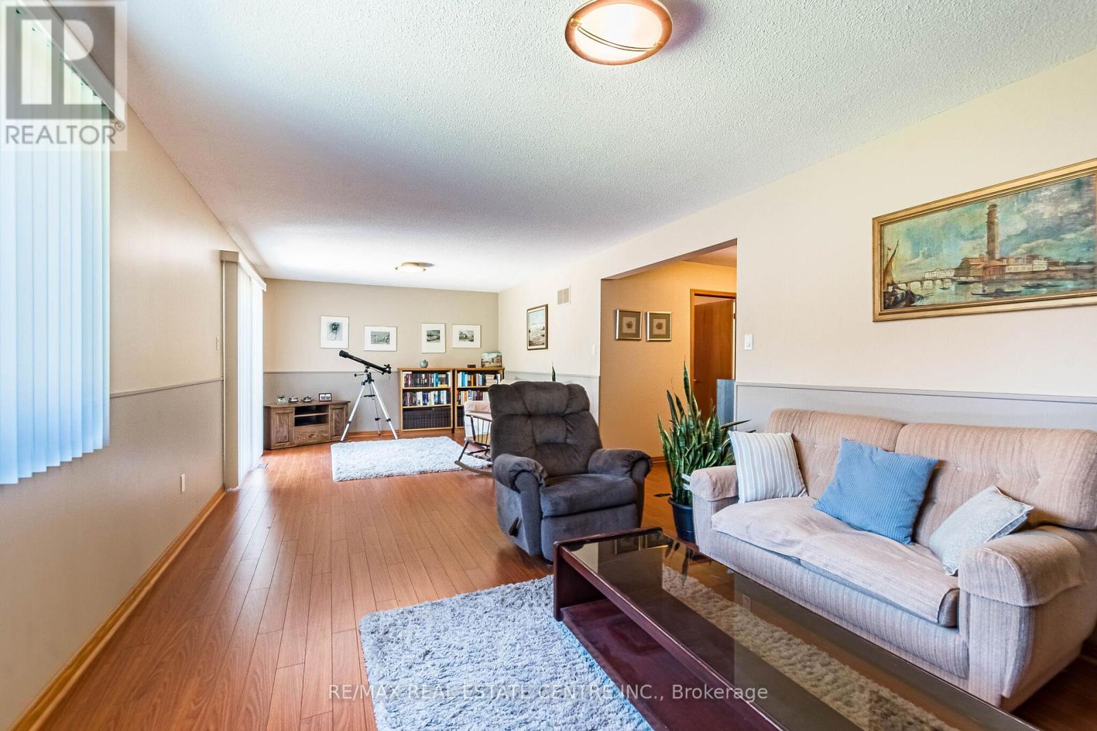 202 WHITCHURCH MEWS - 36