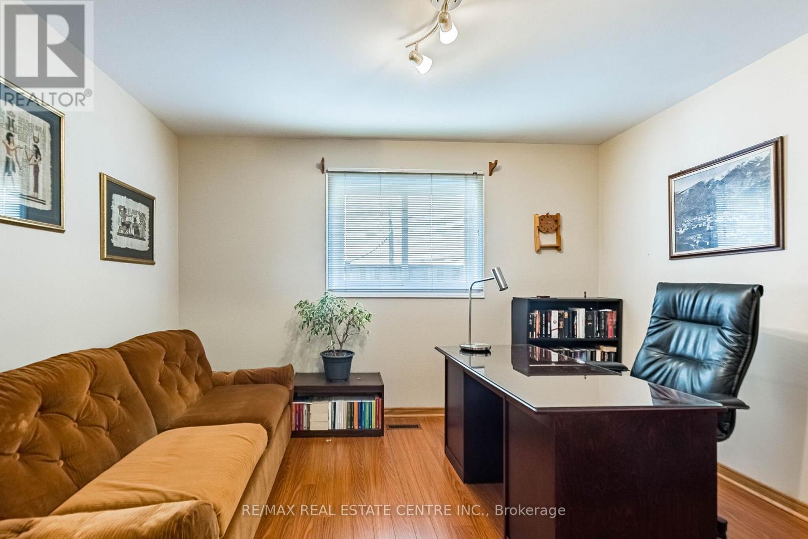 202 WHITCHURCH MEWS - 38