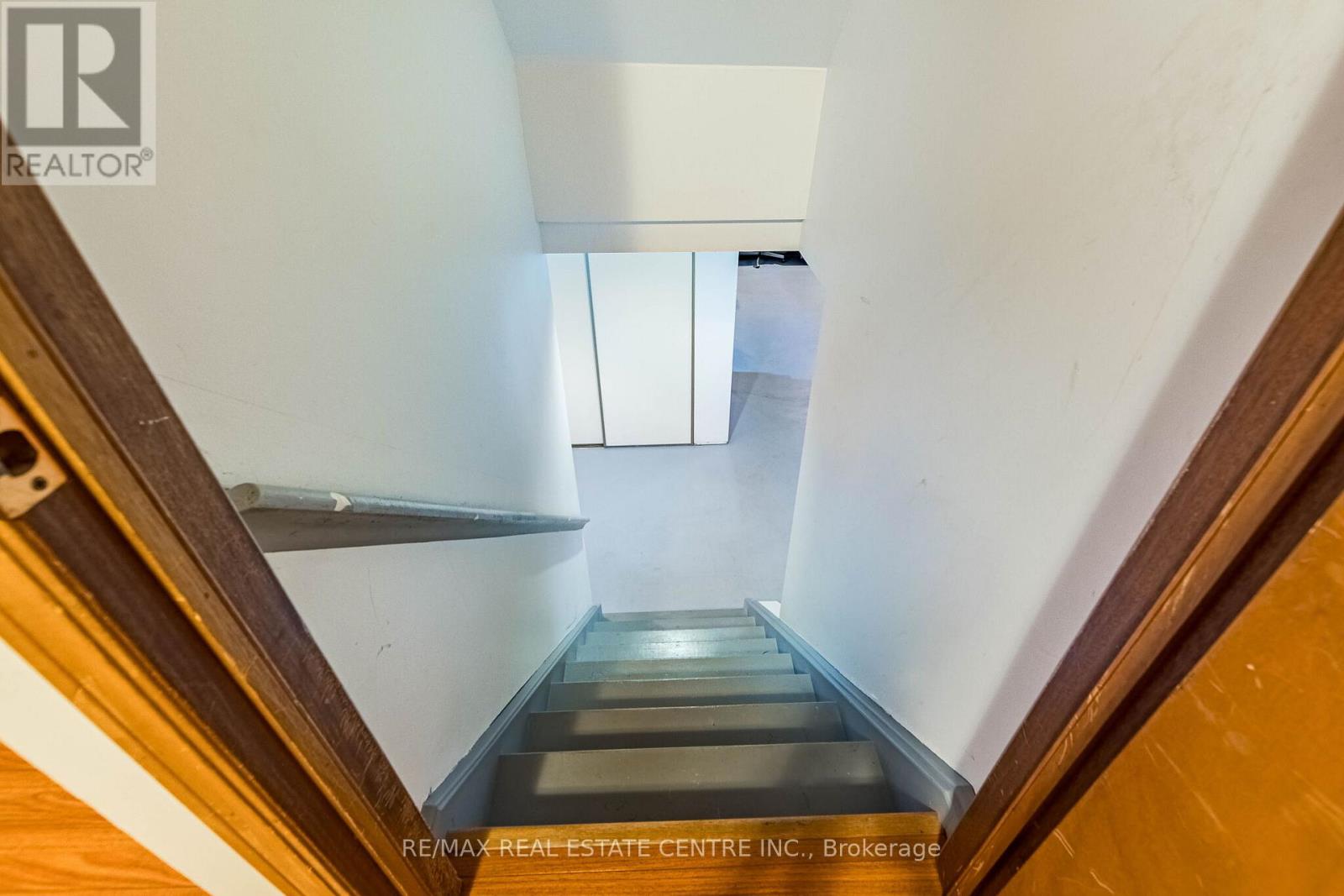 202 WHITCHURCH MEWS - 43