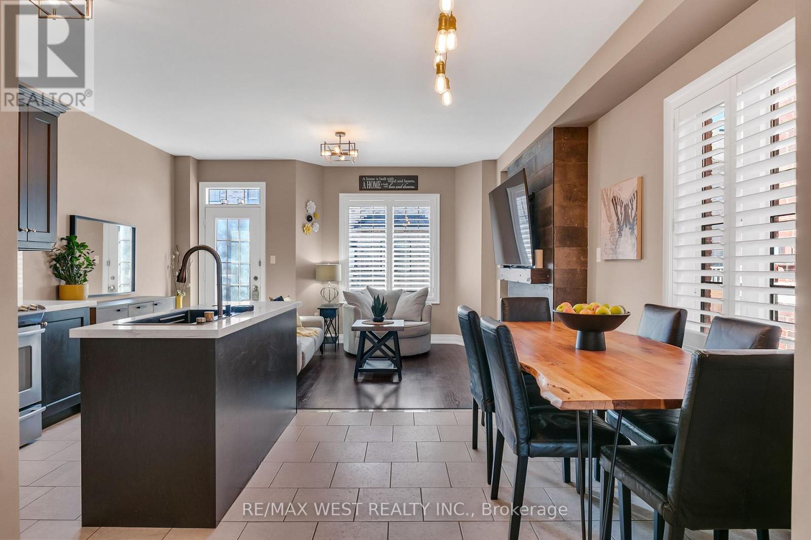 21 SIBELLA WAY - 13