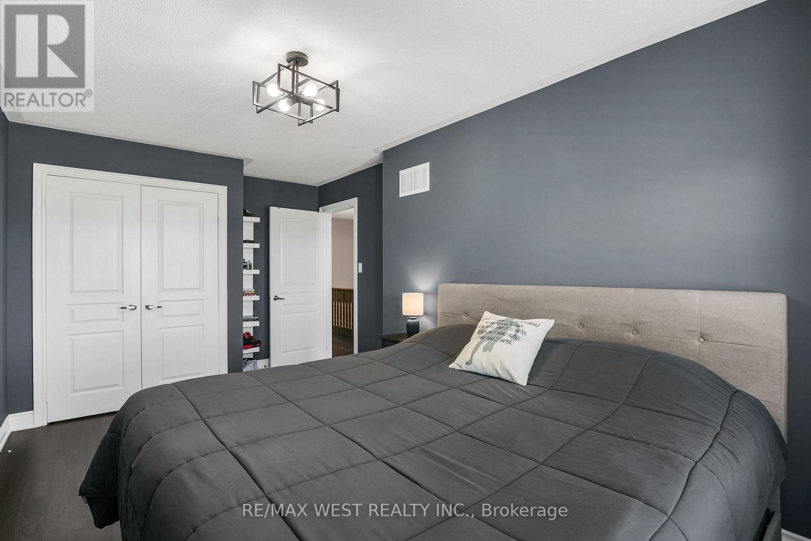 21 SIBELLA WAY - 26