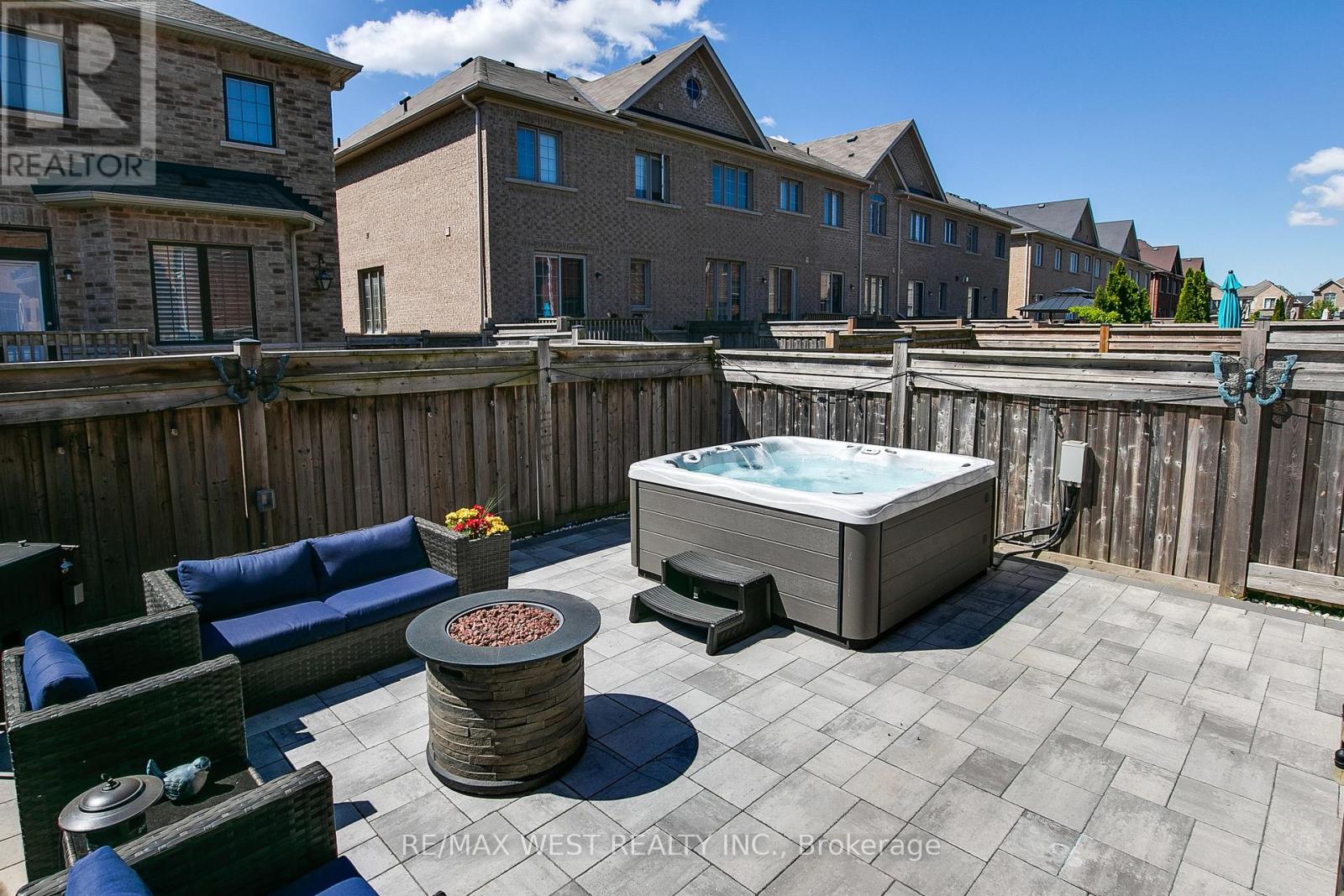 21 SIBELLA WAY - 40