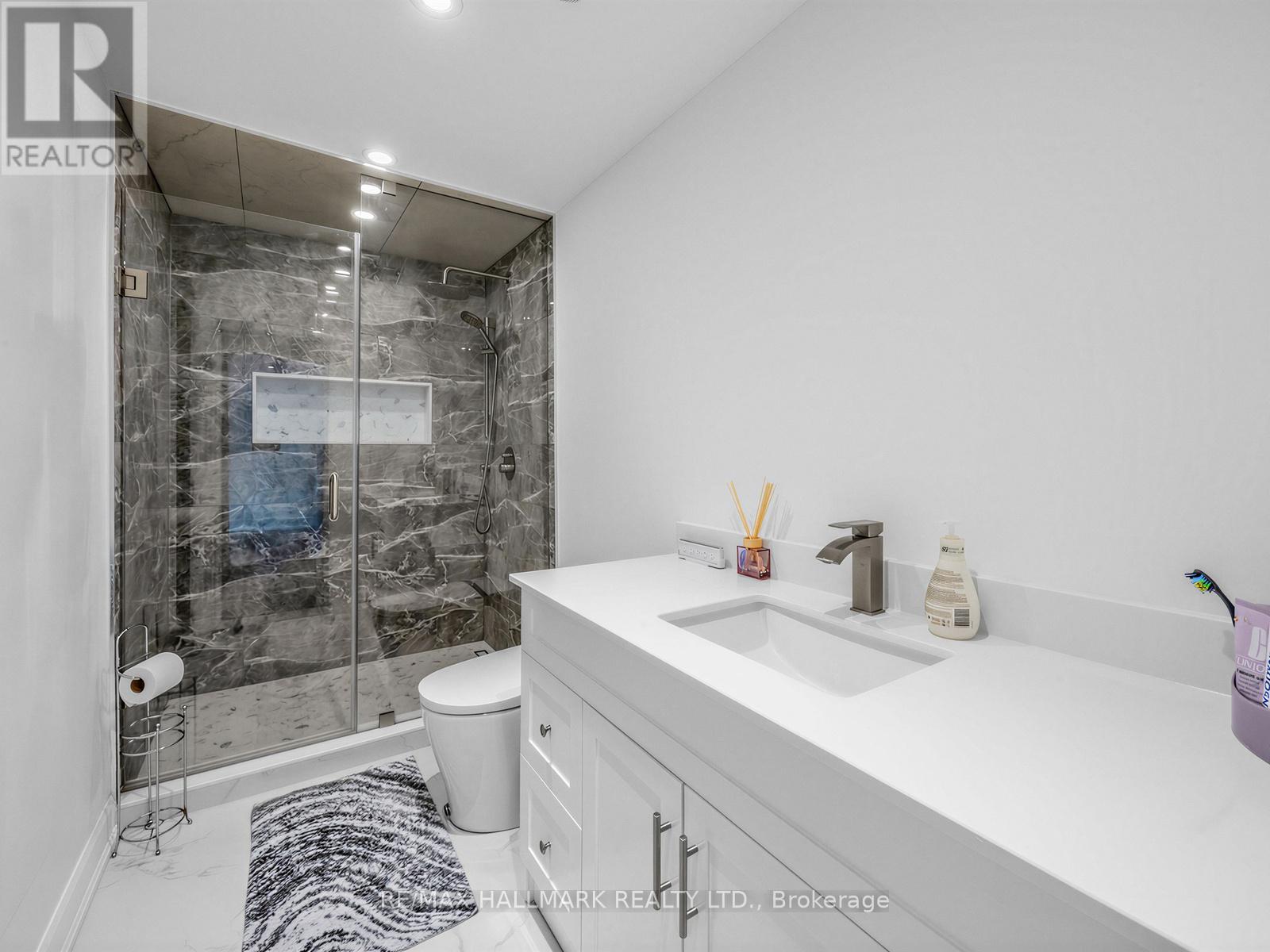 230 SHEFFIELD STREET - 21