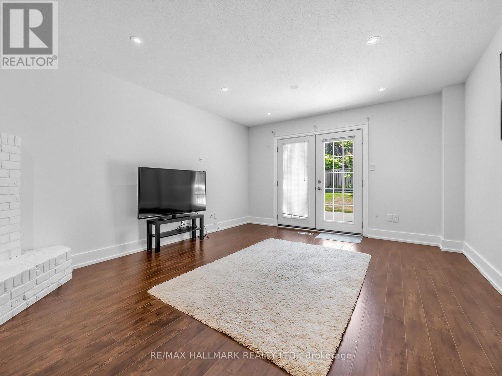 230 SHEFFIELD STREET - 23