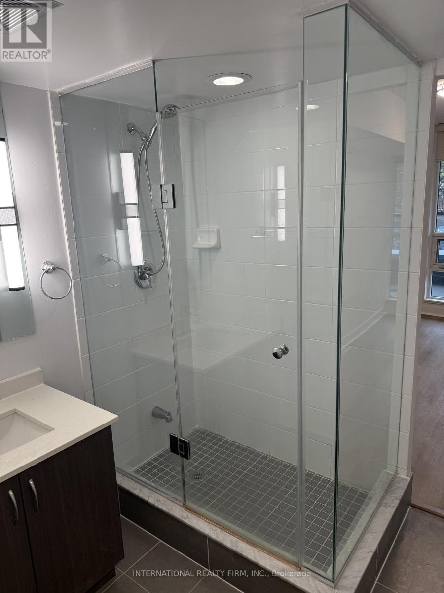 #208 320 RICHMOND STREET E - 17