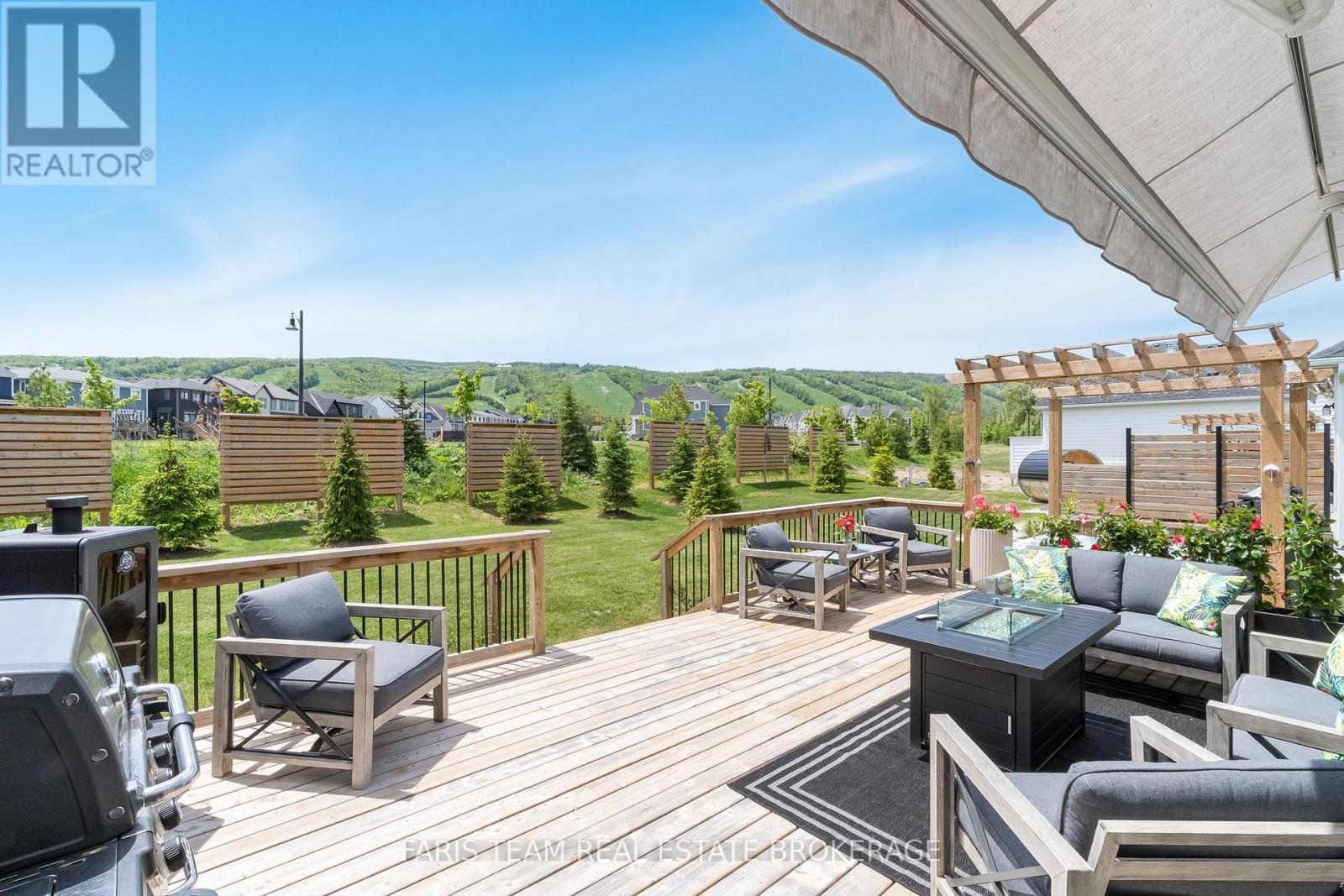 107 STILLWATER CRESCENT - 32