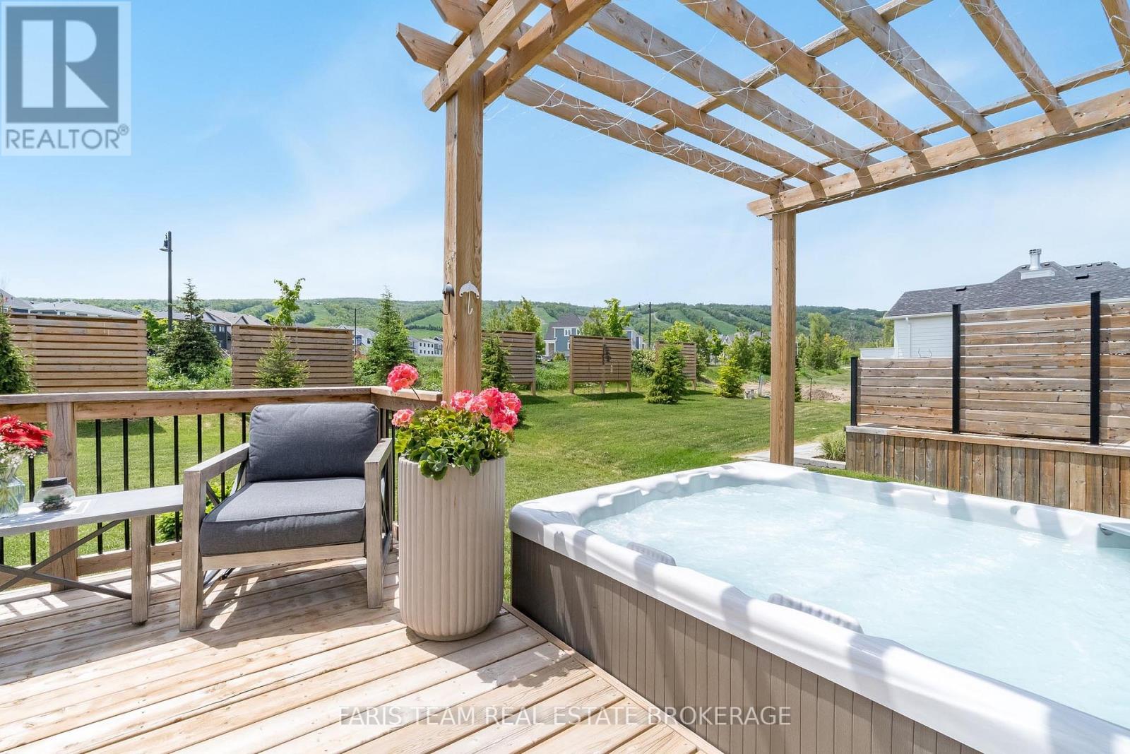 107 STILLWATER CRESCENT - 34