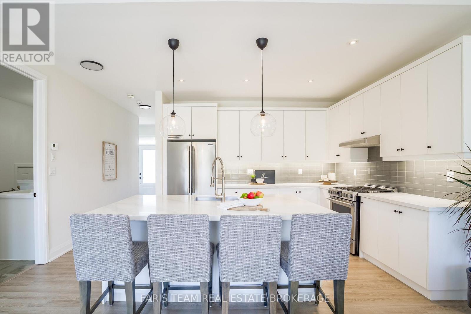 107 STILLWATER CRESCENT - 8