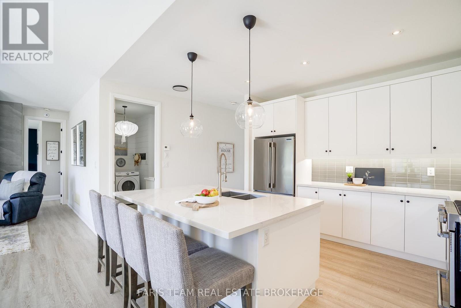 107 STILLWATER CRESCENT - 9