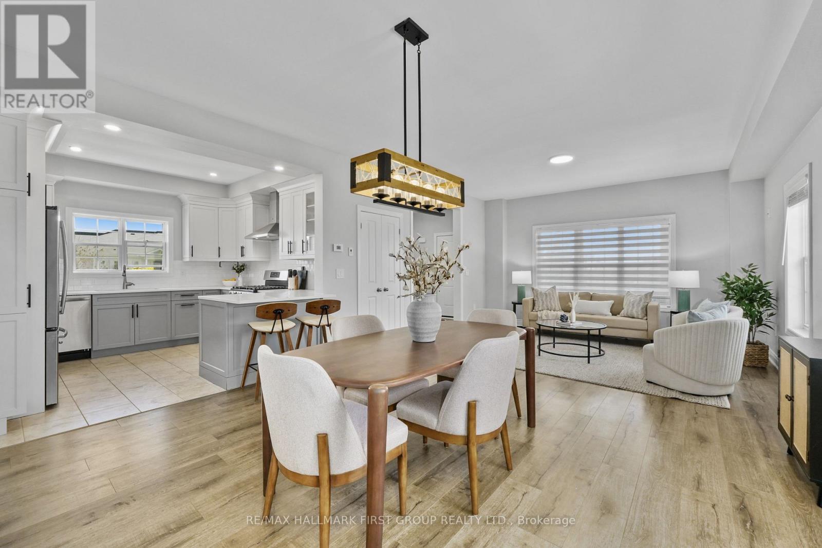 872 JOHN FAIRHURST BOULEVARD - 12