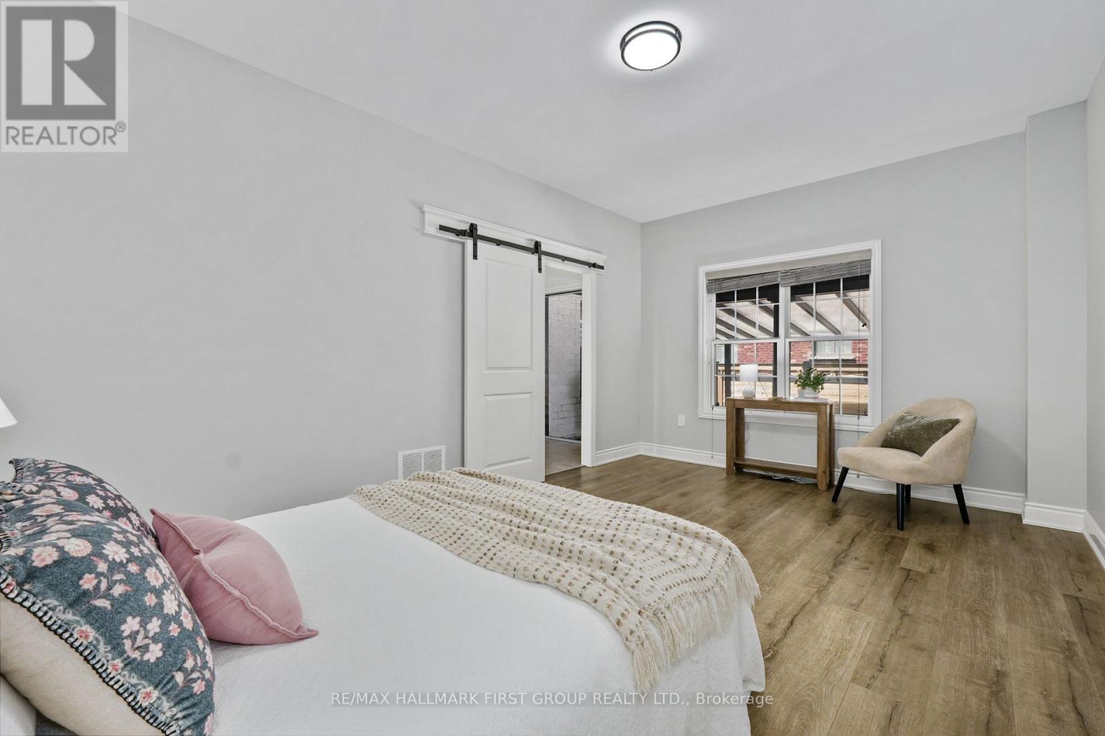 872 JOHN FAIRHURST BOULEVARD - 20