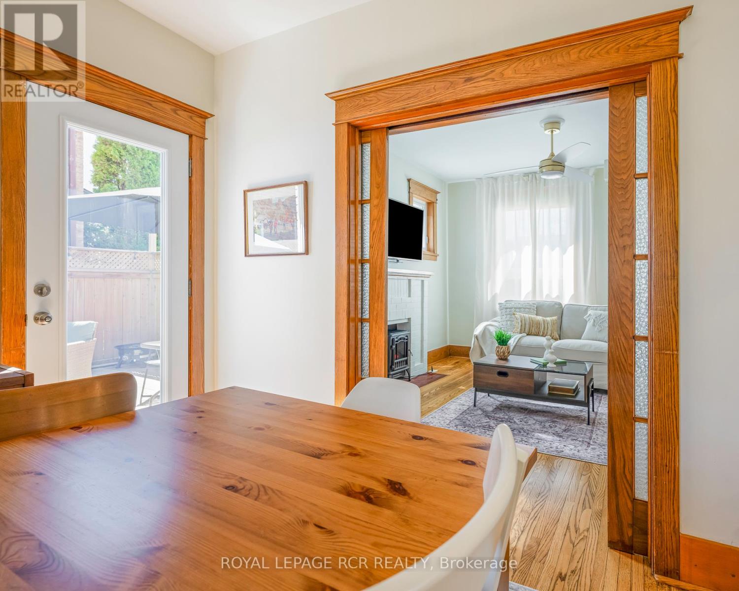 146 MAIN STREET W - 24