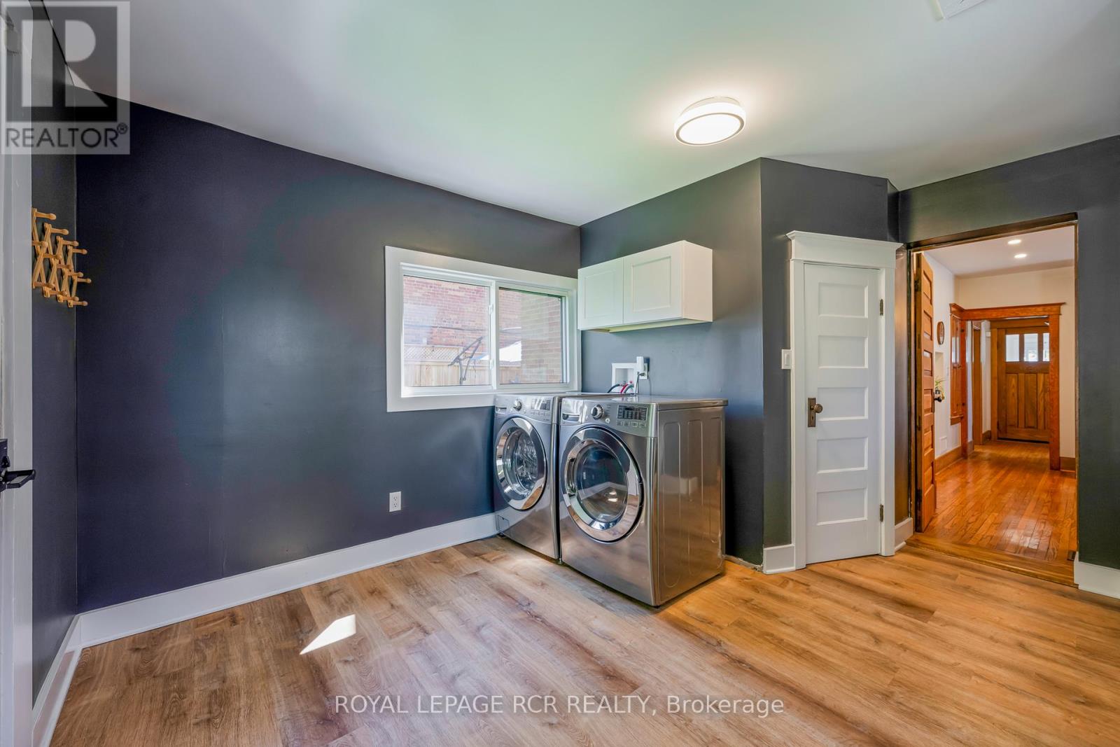 146 MAIN STREET W - 34
