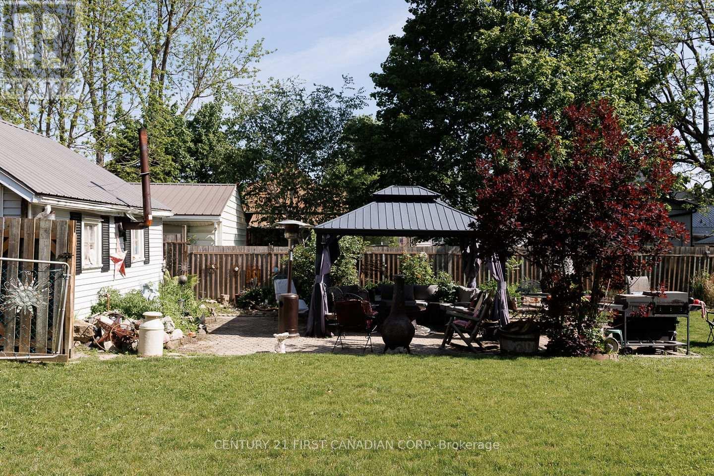61 ALMA STREET - 34