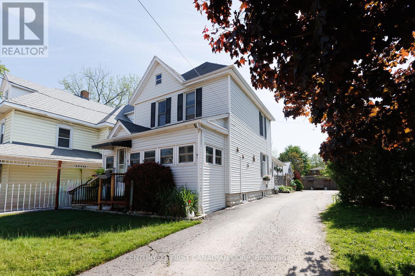 61 ALMA STREET - 5