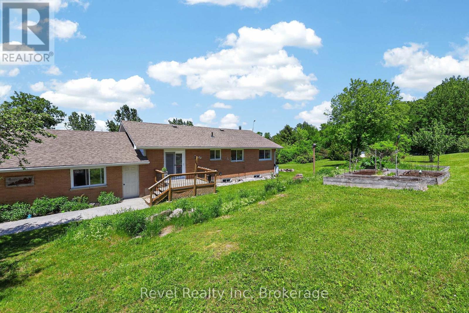 2391 RUMNEY ROAD - 26