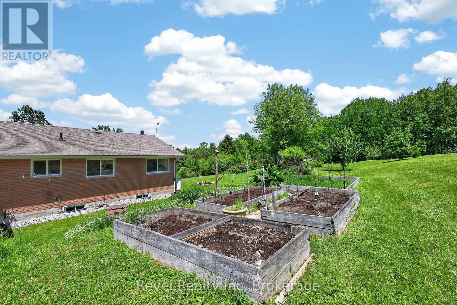 2391 RUMNEY ROAD - 36