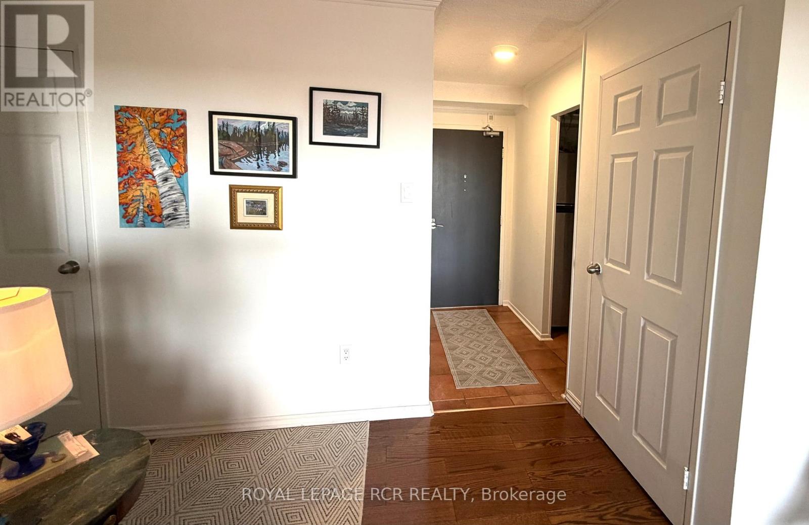 #1011 40 WILLIAM ROE BOULEVARD - 6
