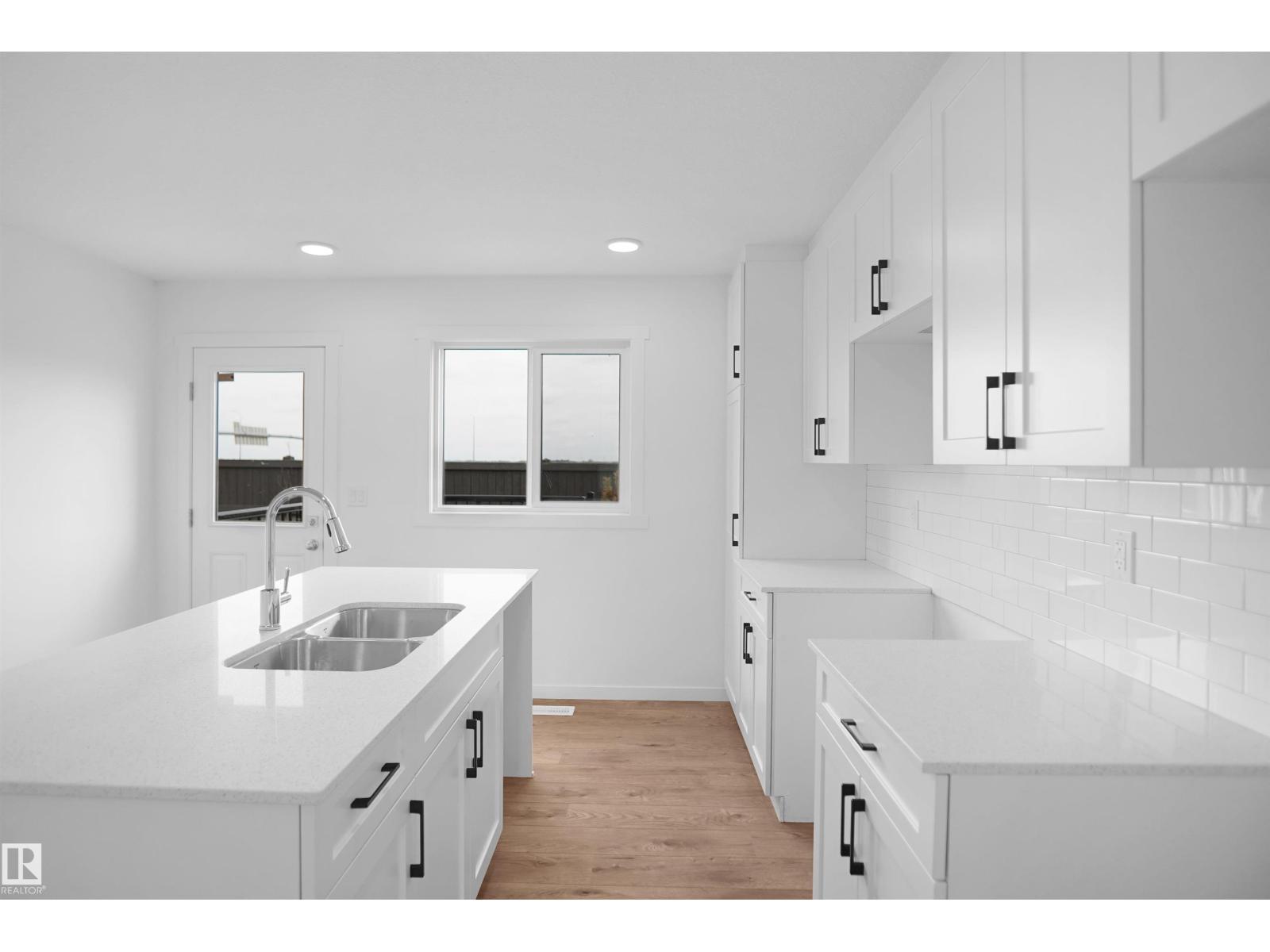 #112 1009 Cy Becker RD NW - 16