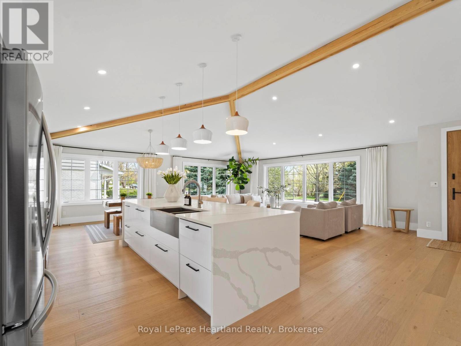 238 BENNETT STREET W - 11