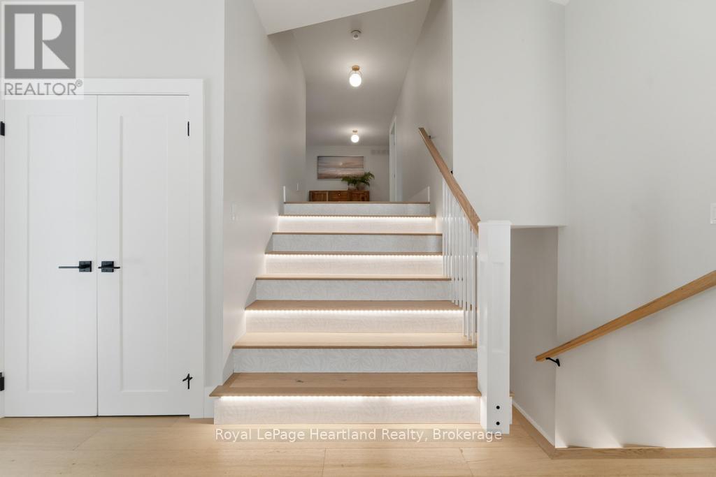 238 BENNETT STREET W - 15
