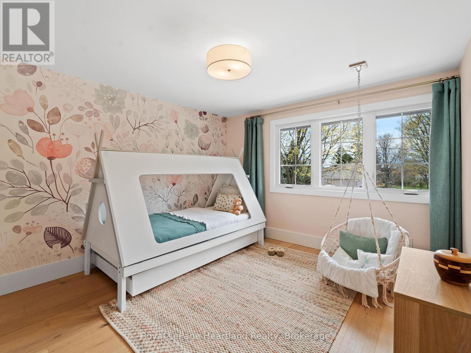 238 BENNETT STREET W - 16