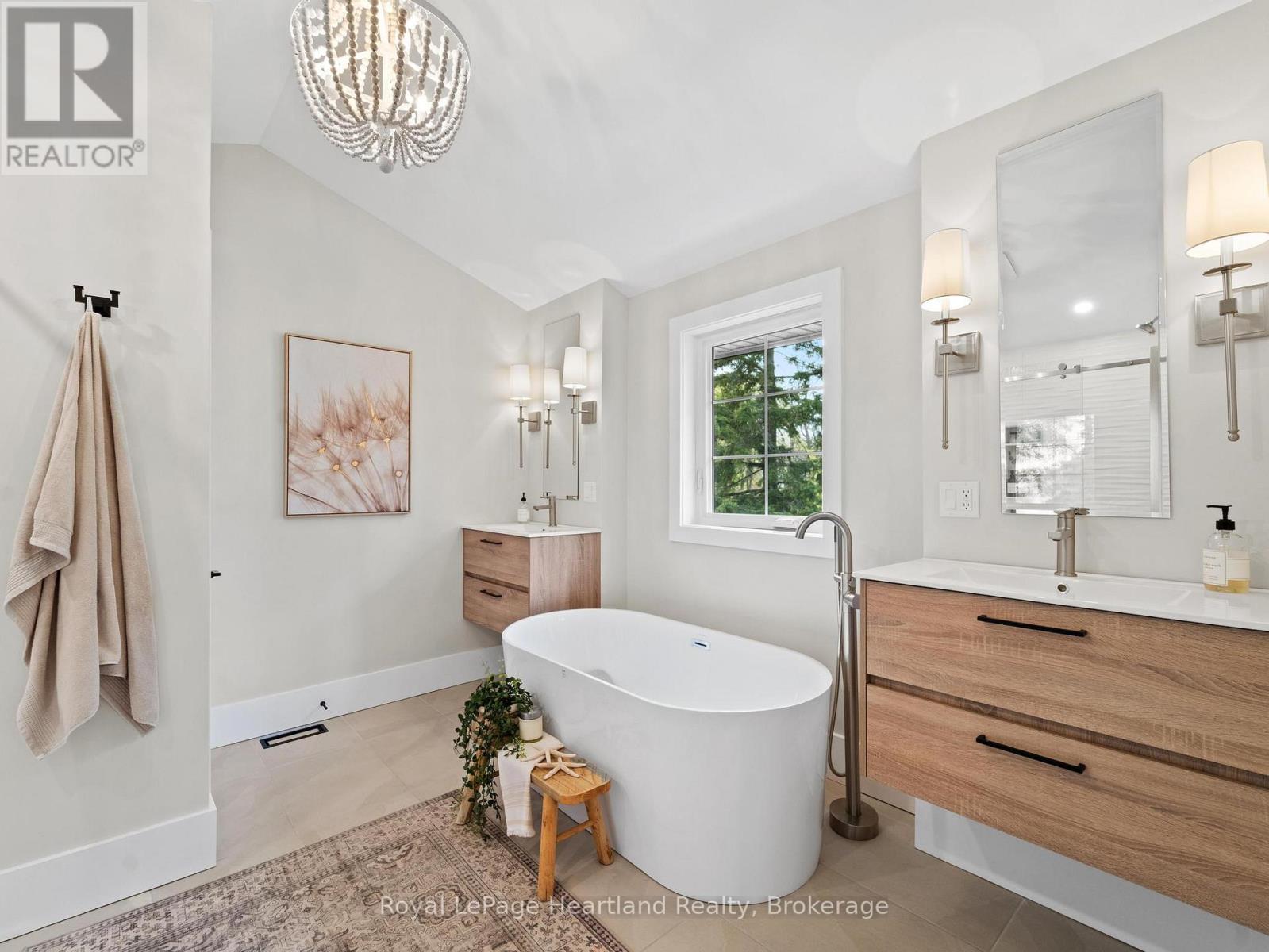 238 BENNETT STREET W - 27