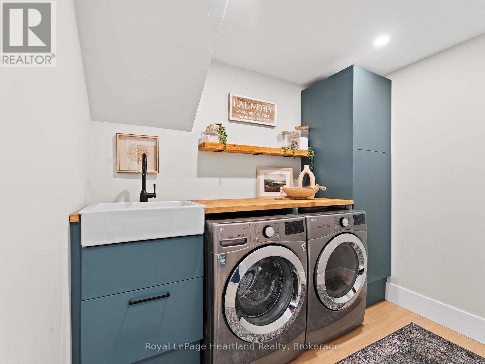 238 BENNETT STREET W - 33