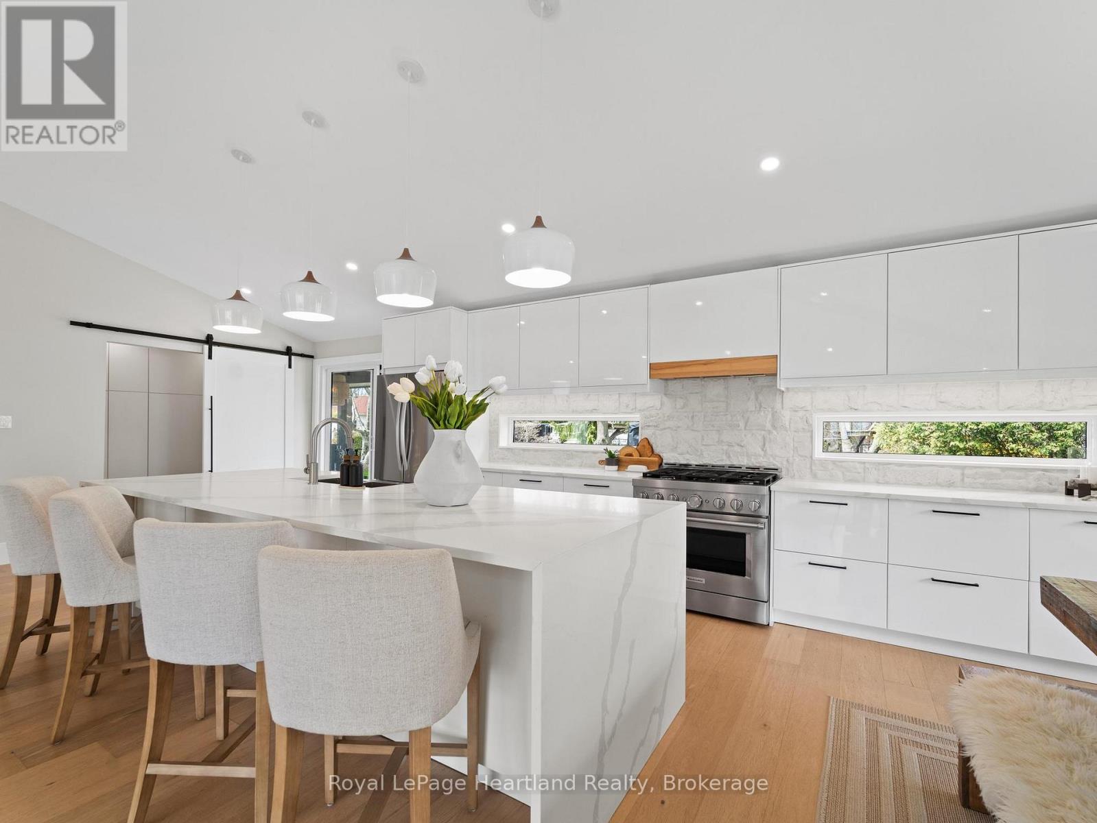 238 BENNETT STREET W - 9