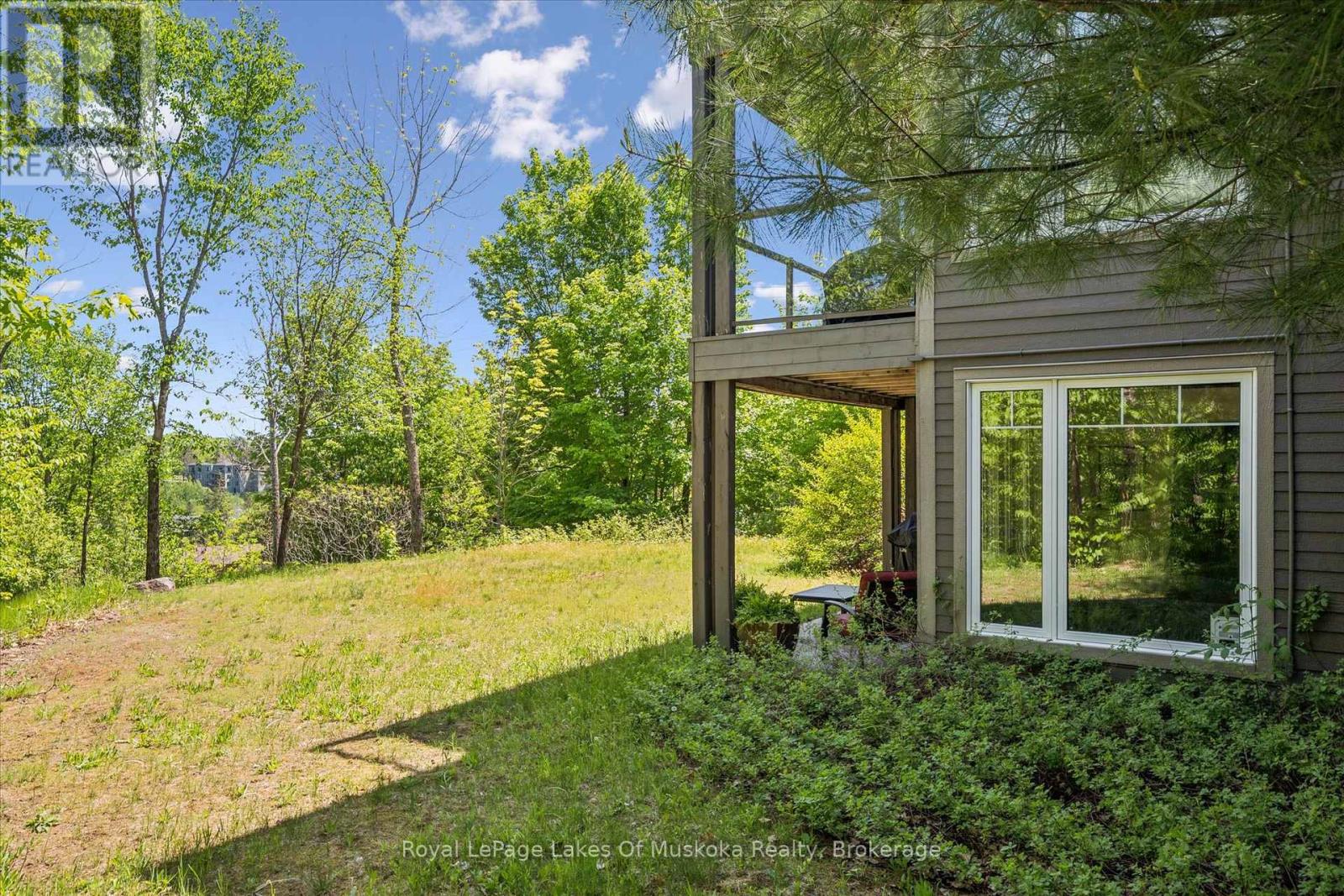 #101 1 TREE TOPS LANE - 22