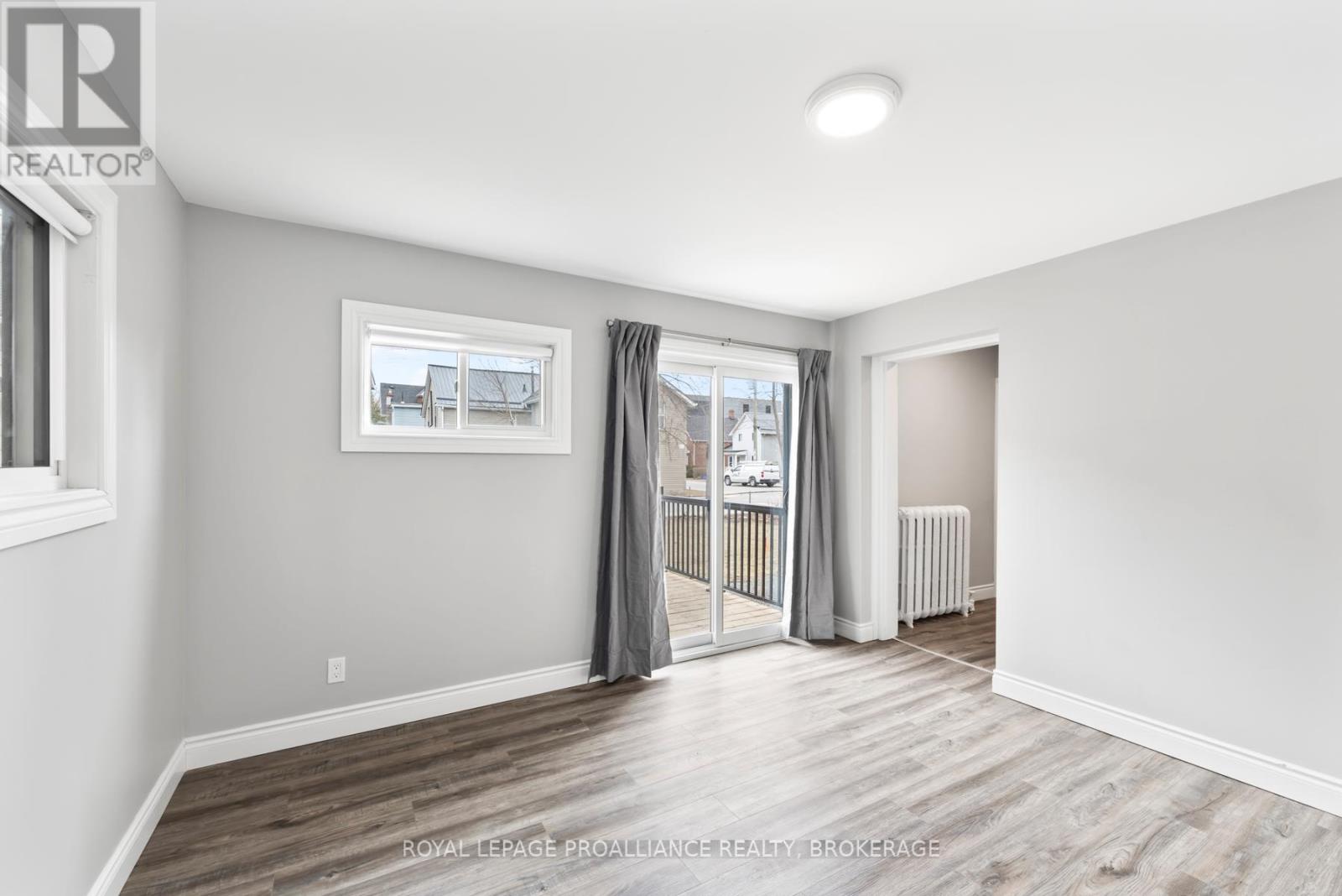 93 DIVISION STREET - 32