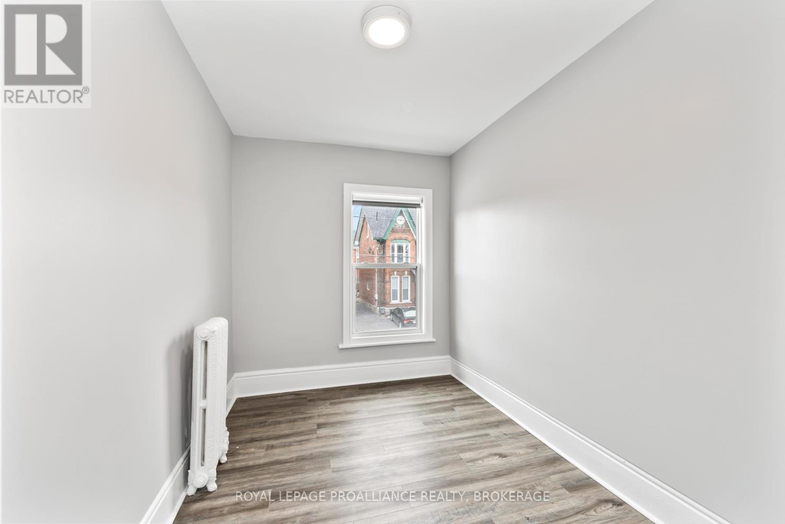 93 DIVISION STREET - 37
