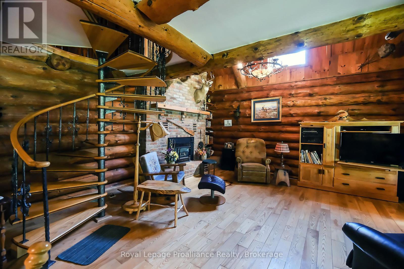 11 CROOKSTON ROAD - 12