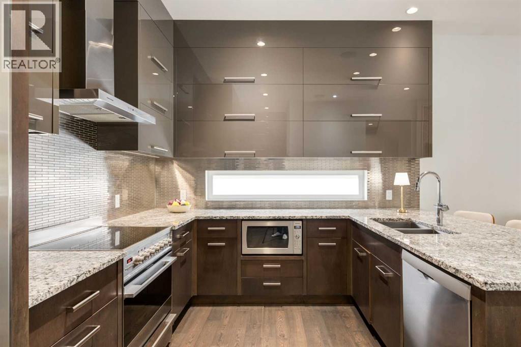 #1 1523 28 Avenue SW - 11