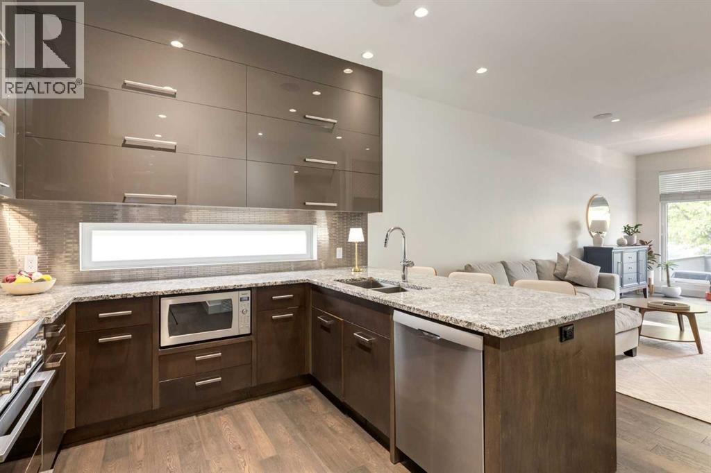#1 1523 28 Avenue SW - 12