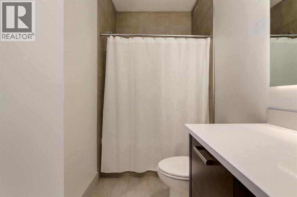 #1 1523 28 Avenue SW - 25