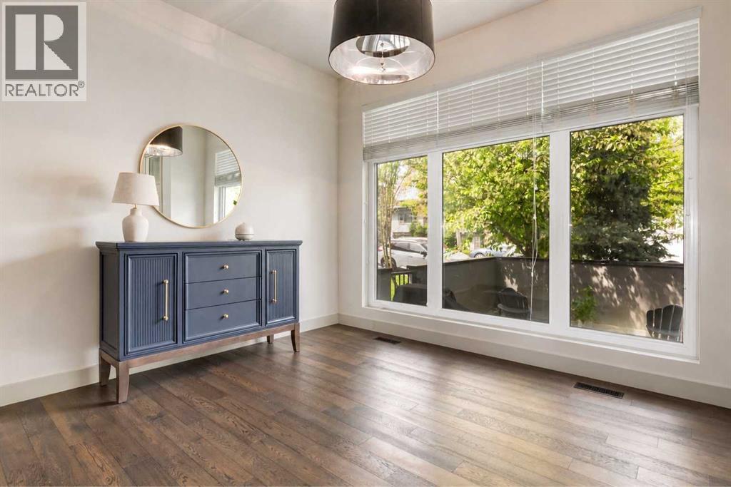 #1 1523 28 Avenue SW - 4