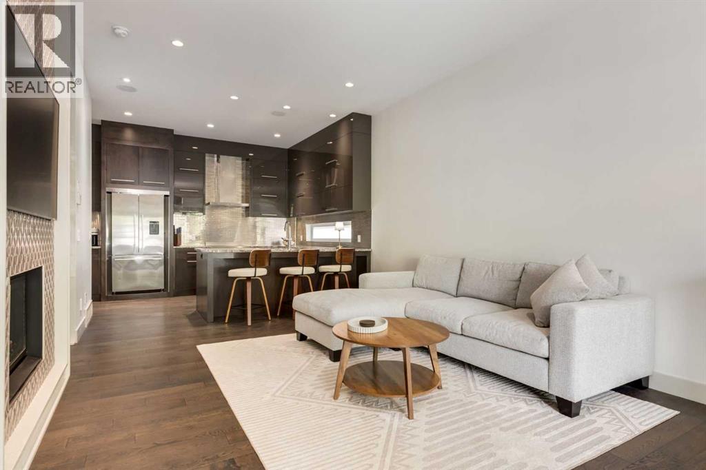 #1 1523 28 Avenue SW - 6
